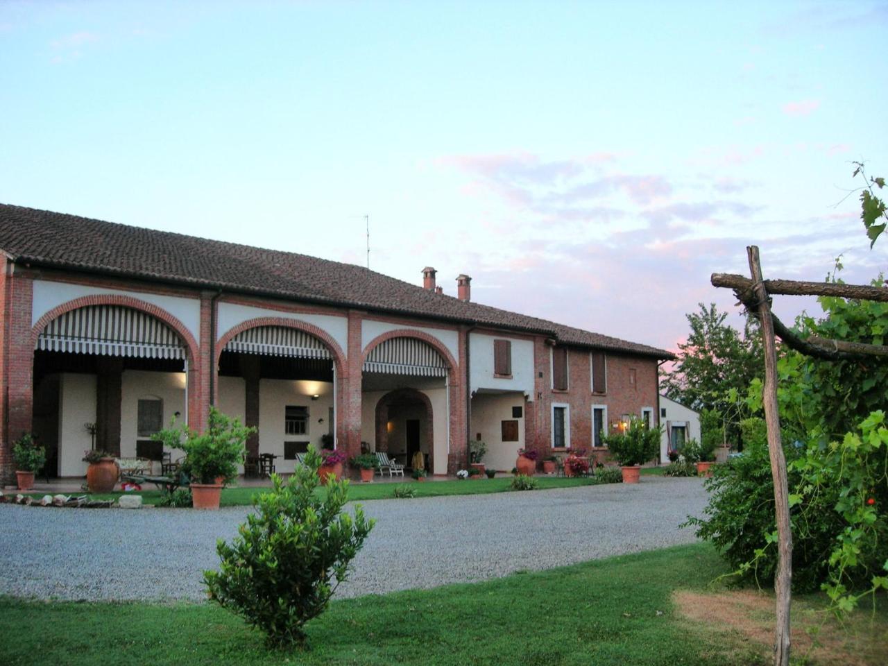 Agriturismo Campass Castelvetro Piacentino Εξωτερικό φωτογραφία